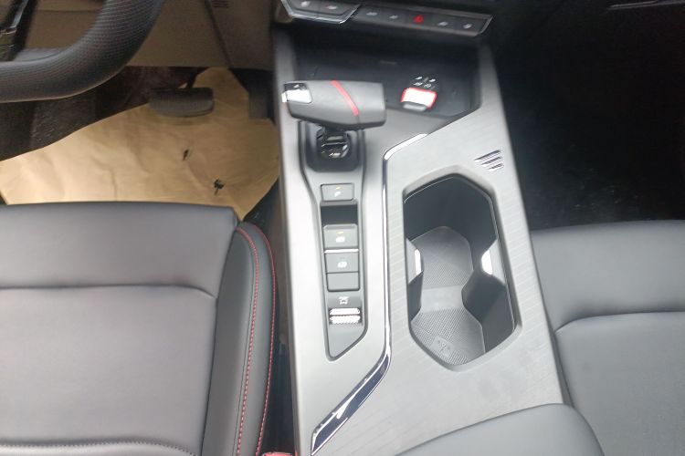 Changan X5 PLUS 2024 #14 Changan X5 PLUS 2024 imagen de coche #14