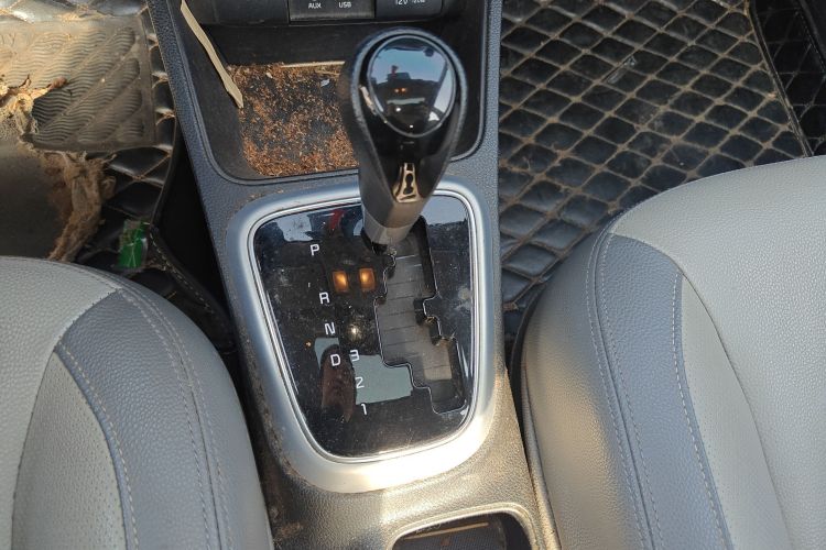 Kia Pegas 2018 image de voiture #14