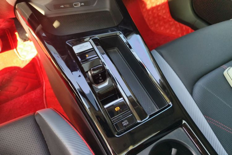 Volkswagen Lamando 2024 immagine di auto #14