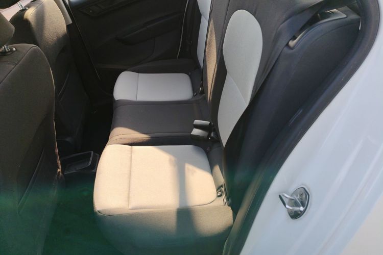 Skoda Fabia 2016 car image #14