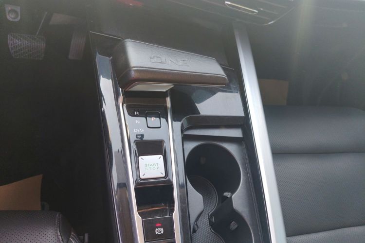 MG ONE 2023 car image #14