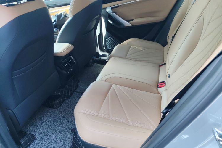 GEELY Boyue L 2023 imagen de coche #14