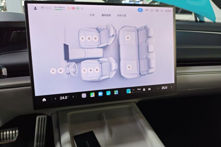 MI SU7 2024 car image #14