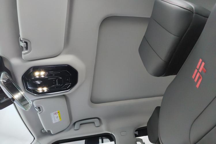 Jetour Traveller 2024 car image #14