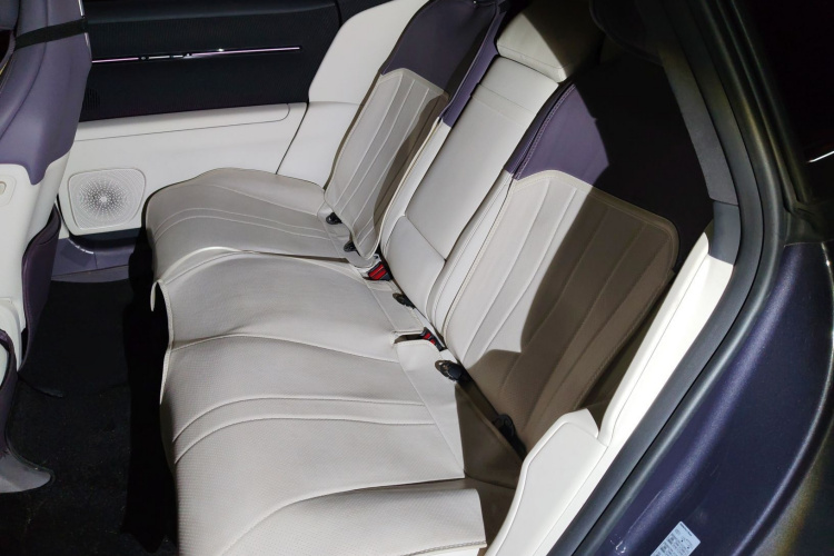 Avatr 12 2024 car image #14