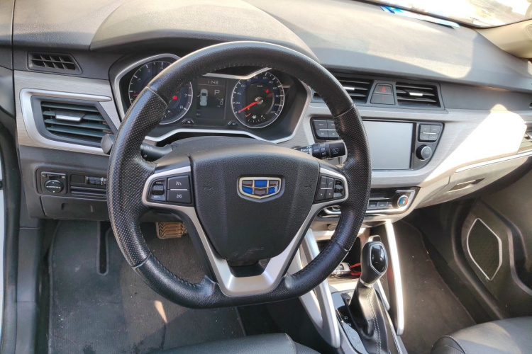 Vision X3 2019 car image #14