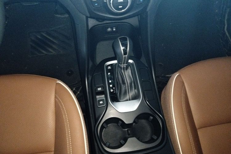 Hyundai Santa Fe 2016 car image #14
