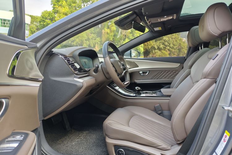 BYD Han 2023 #14 BYD Han 2023 car image #14