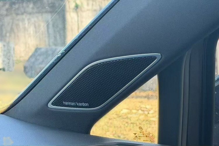 Volkswagen GolfGTI 2023 car image #14