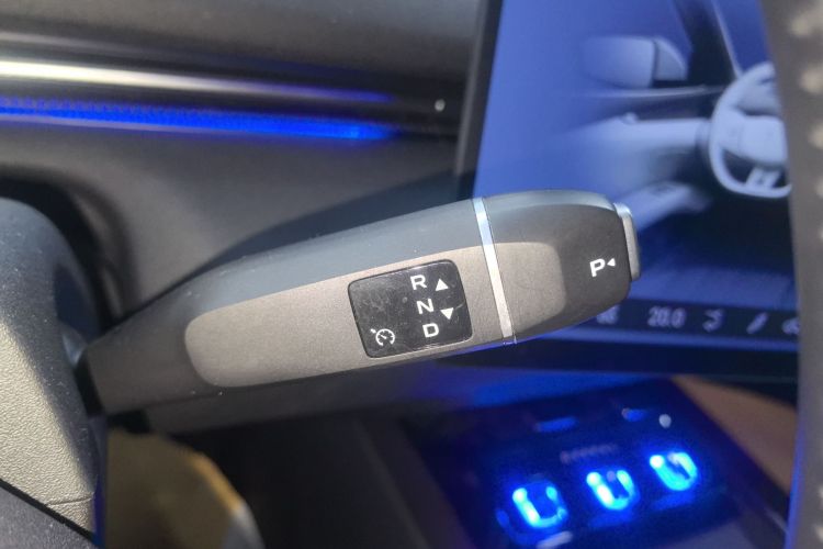 Deepal L07 2024 image de voiture #14