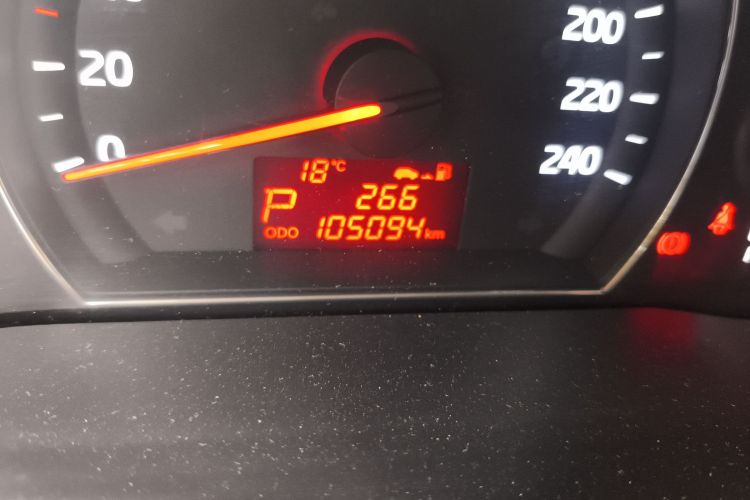 Kia Sorento 2014 image de voiture #14