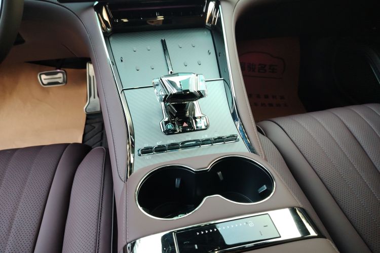 Denza Z9GT 2024 car image #14