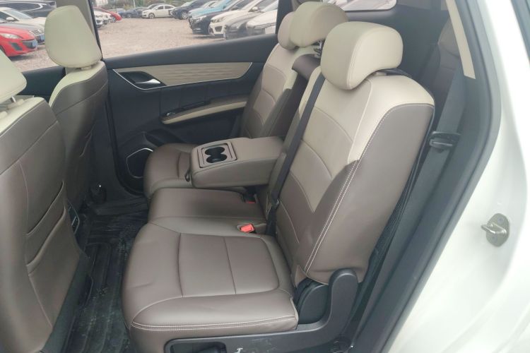 BYD Song MAX New Energy 2023 car image #14