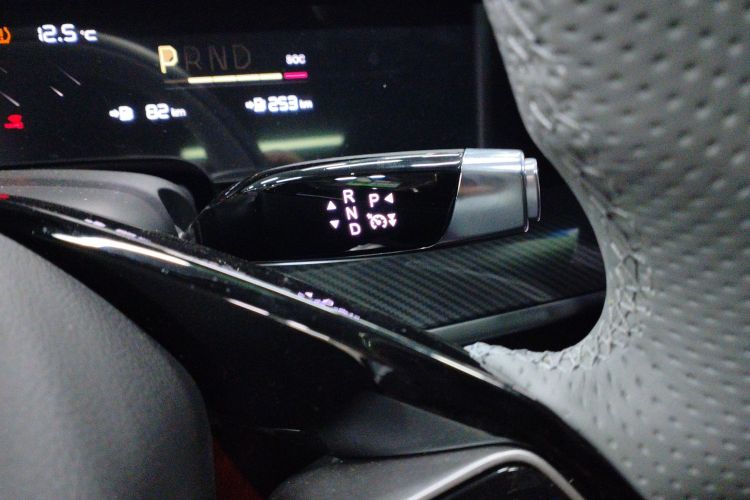 哪吒汽车 哪吒S猎装 2025 #14 哪吒汽车 哪吒S猎装 2025 汽车图片 #14