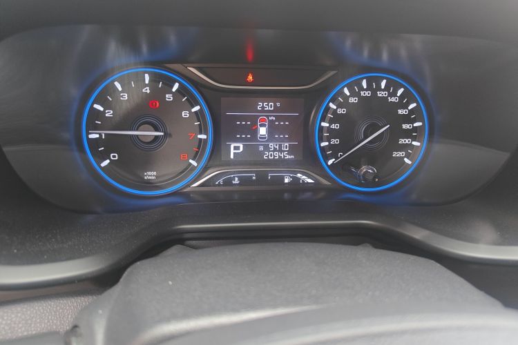 GAC Trumpchi GS3 2020 #14 GAC Trumpchi GS3 2020 car image #14