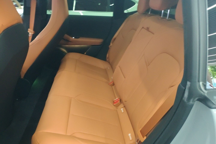 NIO ET5 2022 car image #14