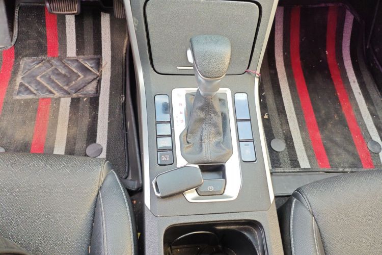 Kia K3 2019 #14 Kia K3 2019 car image #14