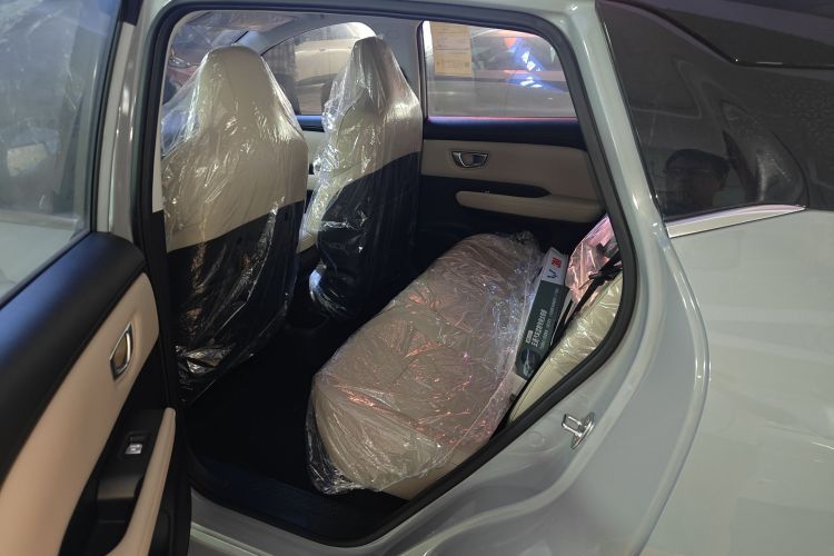 Wuling Binguo PLUS 2025 #14 Wuling Binguo PLUS 2025 immagine di auto #14