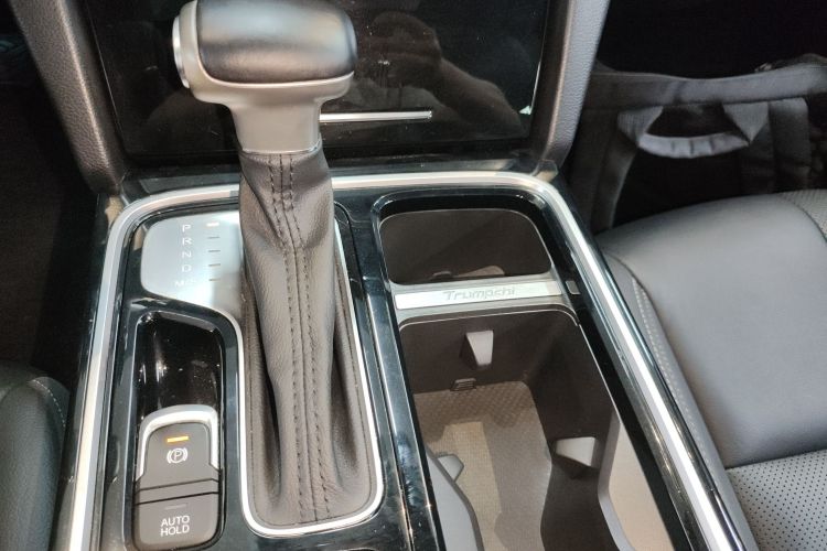 GAC Trumpchi GS8 2021 #14 GAC Trumpchi GS8 2021 car image #14