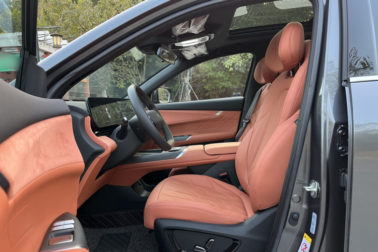 Changan CS75 Plus 2024 immagine di auto #14