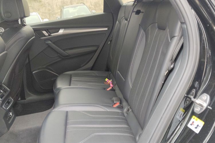 Audi Q5L 2024 #14 Audi Q5L 2024 car image #14