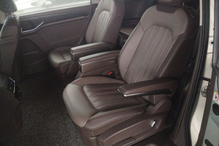 Volkswagen Viloran 2023 #14 Volkswagen Viloran 2023 immagine di auto #14