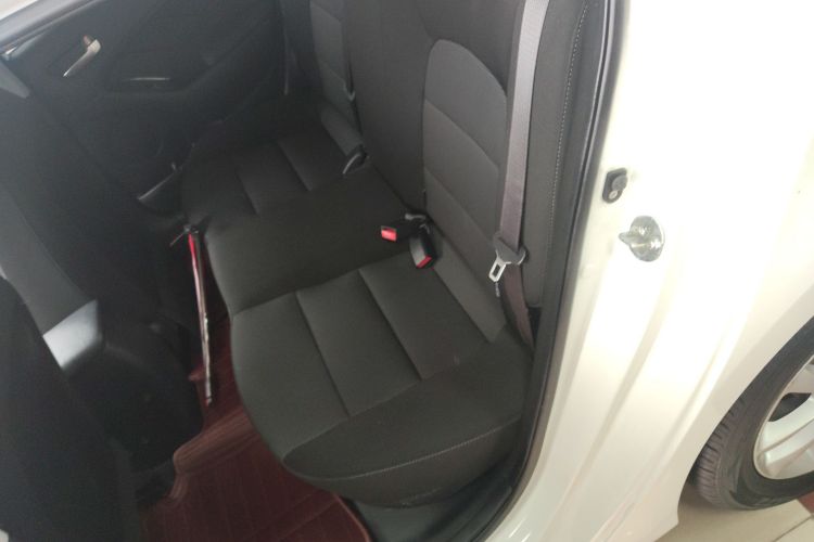 Kia 2017 car image #14