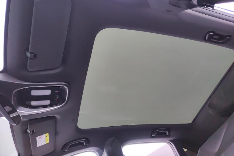 Deepal S07 2023 #14 Deepal S07 2023 car image #14