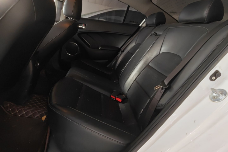 Kia K3 2017 #14 Kia K3 2017 car image #14