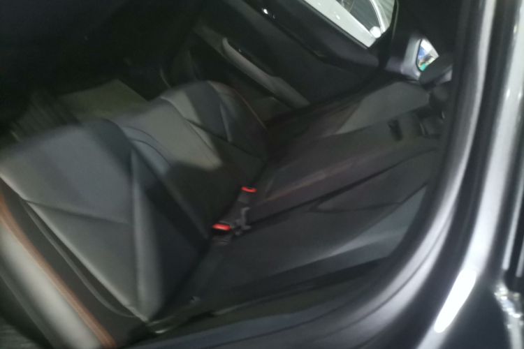 Changan UNI-V 2022 #14 Changan UNI-V 2022 car image #14