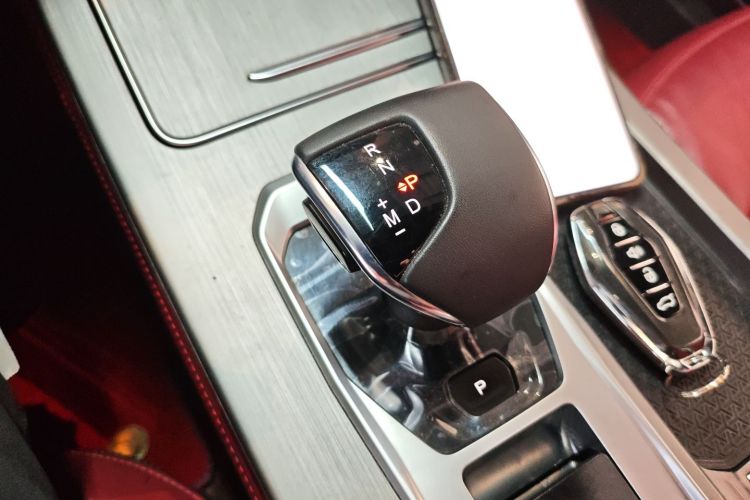 X70 PLUS 2024 car image #14