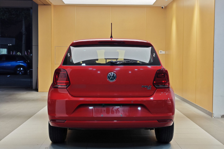 Polo 2018 car image #14