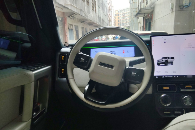 2024 car image #14