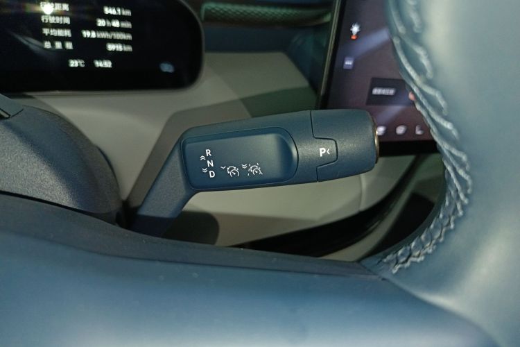 Zeekr MIX 2024 car image #14