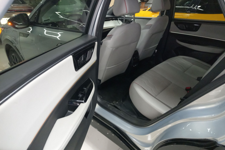 Honda e:NS2 2024 car image #14