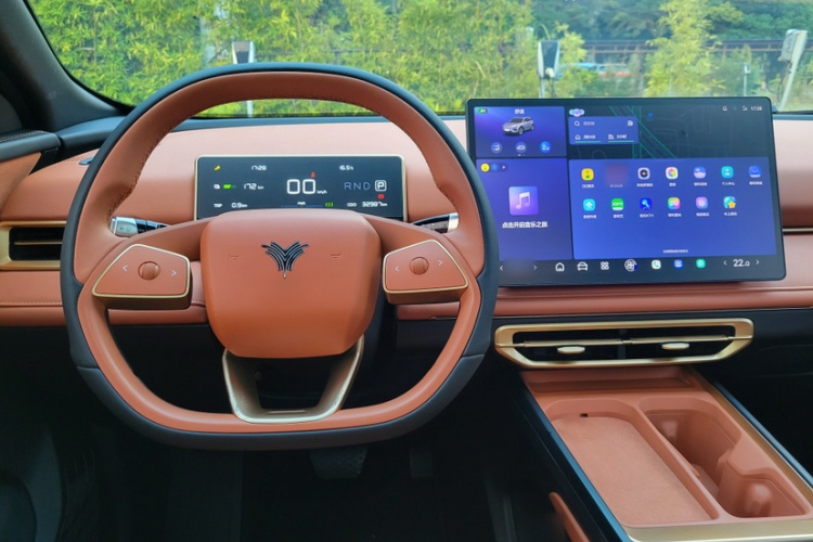 哪吒汽车 哪吒X 2024 汽车图片 #14