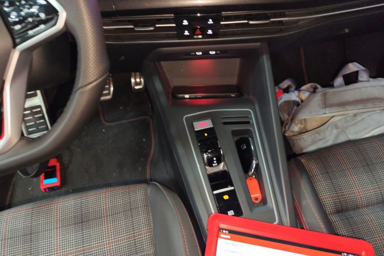 Volkswagen GolfGTI 2022 car image #14