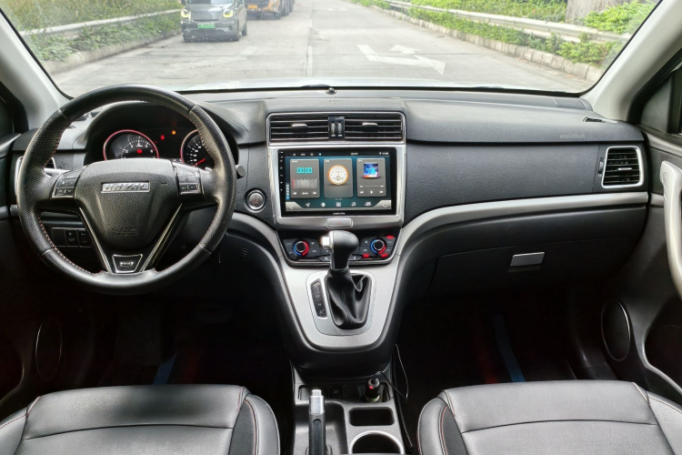 Haval M6 2018 car image #14