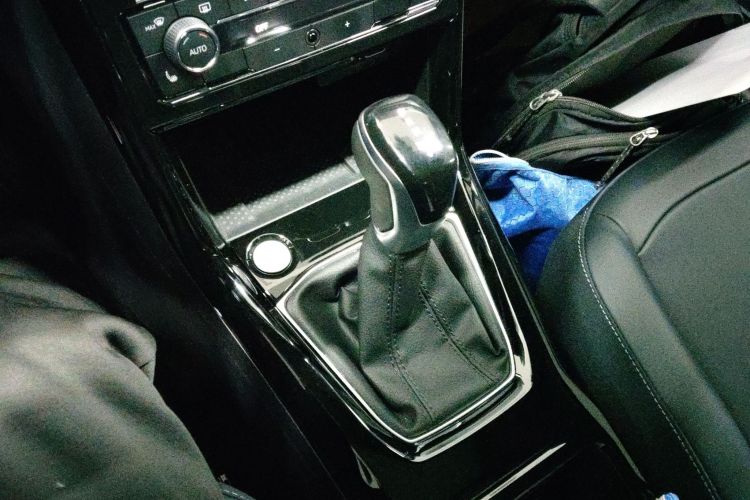 Volkswagen Tharu 2024 #14 Volkswagen Tharu 2024 car image #14
