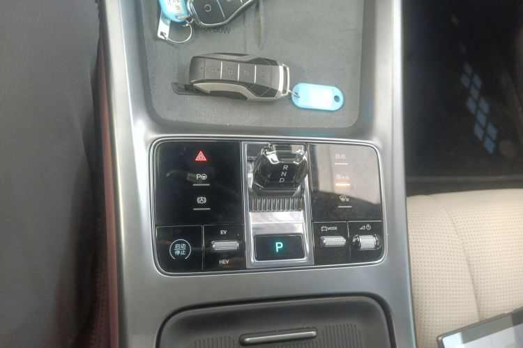 BYD Seal 07 DM-i 2025 car image #14