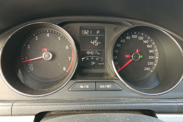 Volkswagen Gran Lavida 2017 immagine di auto #14