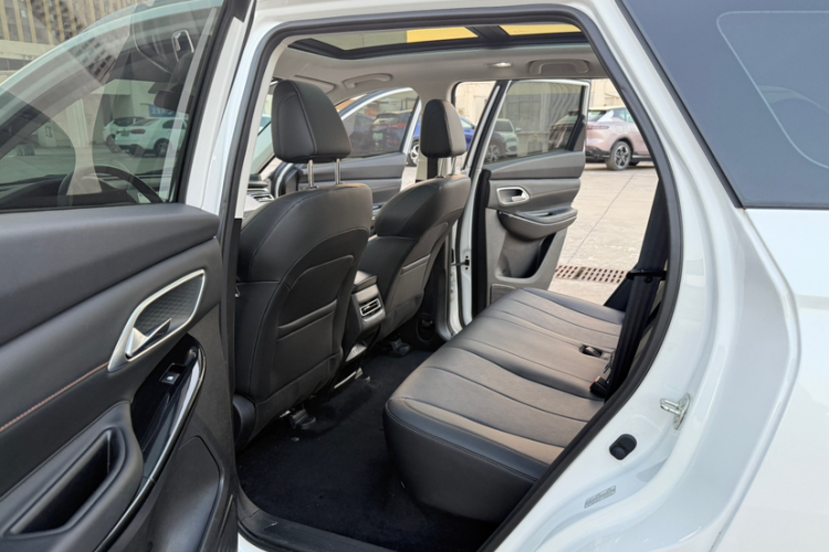 Changan X7 PLUS 2024 изображение автомобиля #14