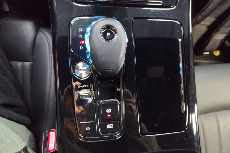 GAC Trumpchi M8 2024 car image #14