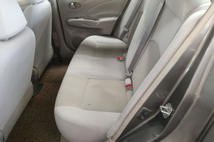 Nissan Sunny 2018 car image #14