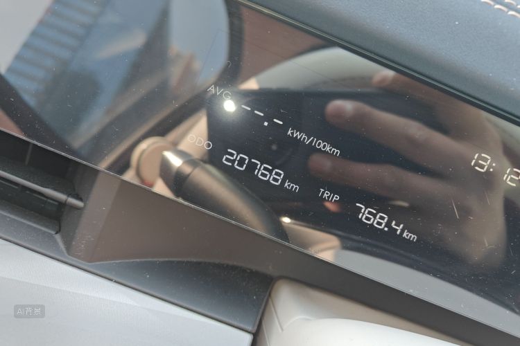 Neta L 2024 #14 Neta L 2024 изображение автомобиля #14