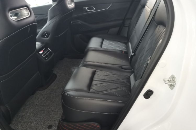 Changan UNI-K iDD 2025 #14 Changan UNI-K iDD 2025 car image #14