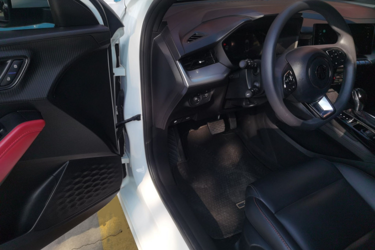 5 2021 #14 5 2021 immagine di auto #14