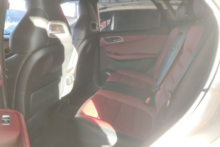 MG HS 2019 car image #14