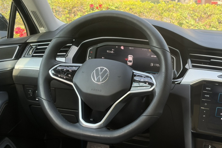 Volkswagen Magotan 2023 #14 Volkswagen Magotan 2023 car image #14