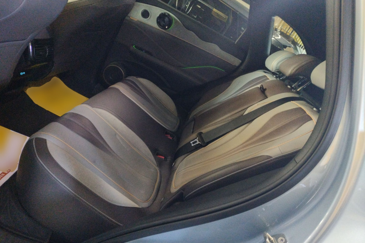 BYD Frigate 07 2023 immagine di auto #14